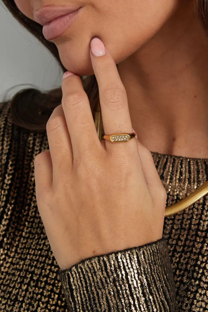 Clair ring