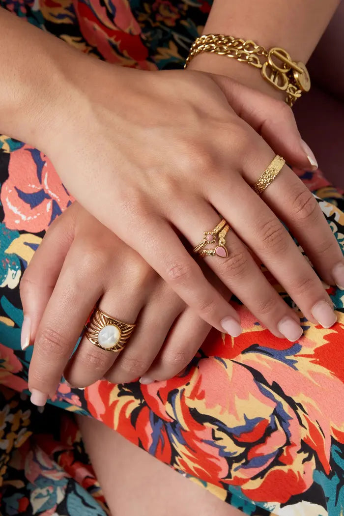 Saphine ring
